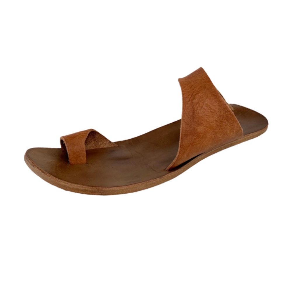 Cydwoq Brown Leather Strappy Hillary Thong Sandals
